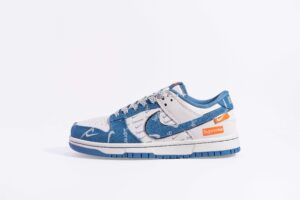 Nike Dunk Low Retro & Supreme blue