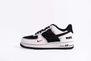 NIKE AIR FORCE 1 07 Black White